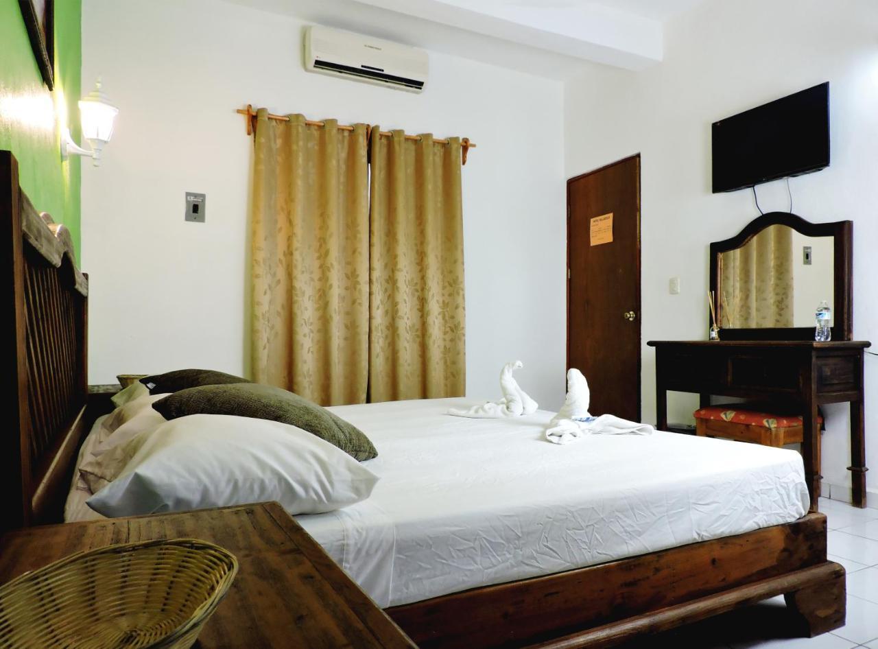 Hotel Valladolid Kültér fotó