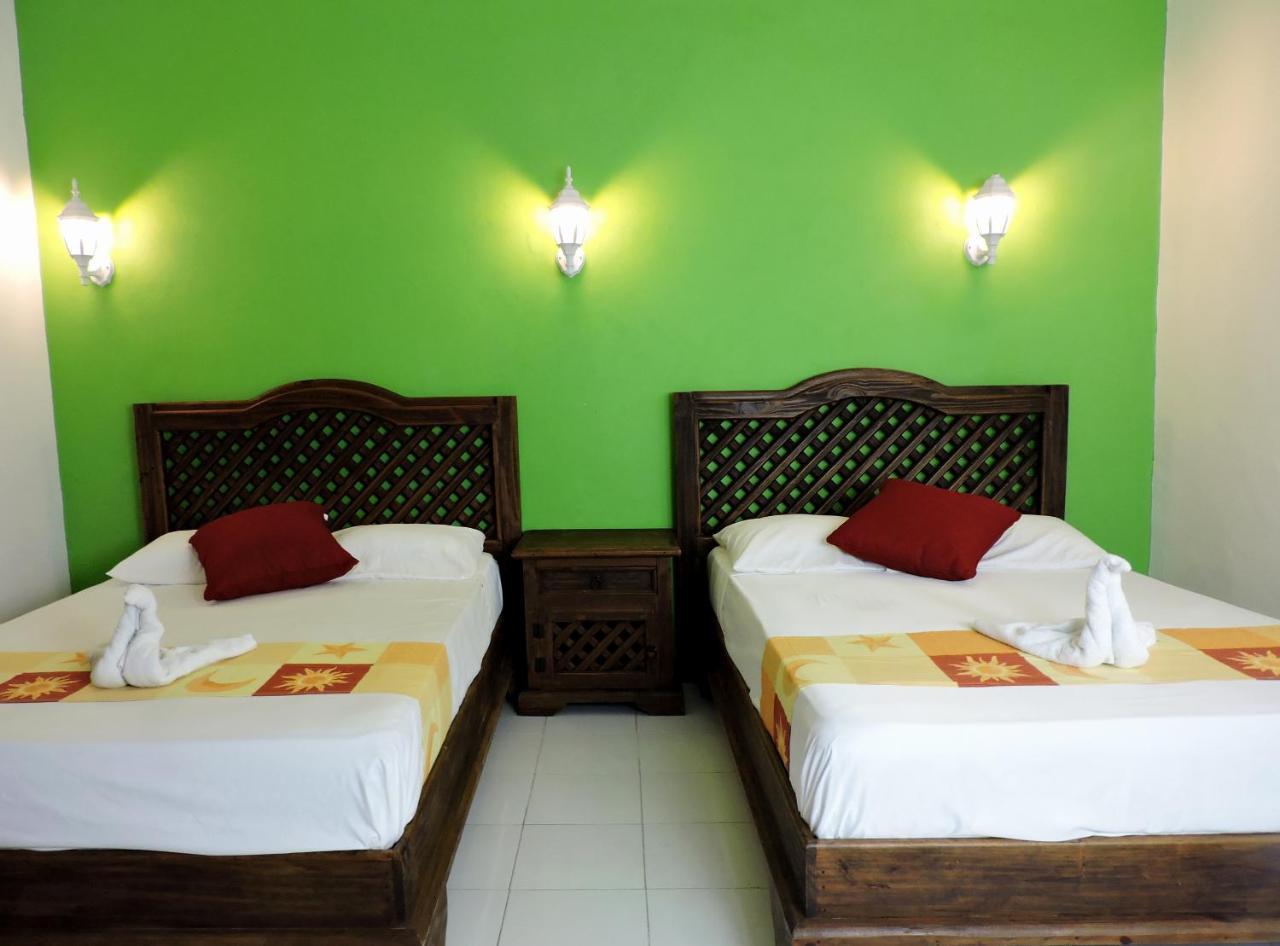 Hotel Valladolid Kültér fotó