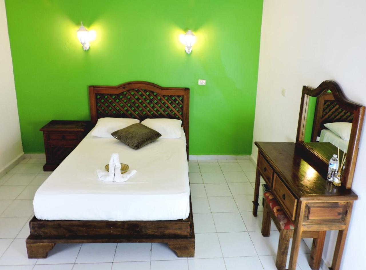 Hotel Valladolid Kültér fotó