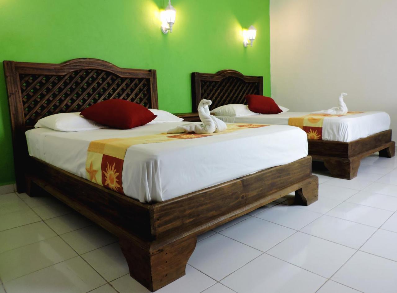 Hotel Valladolid Kültér fotó